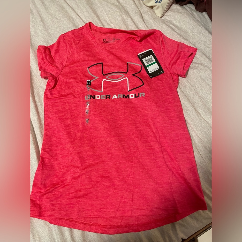 Under armour youth large t shirt. 100% poly. NWT.